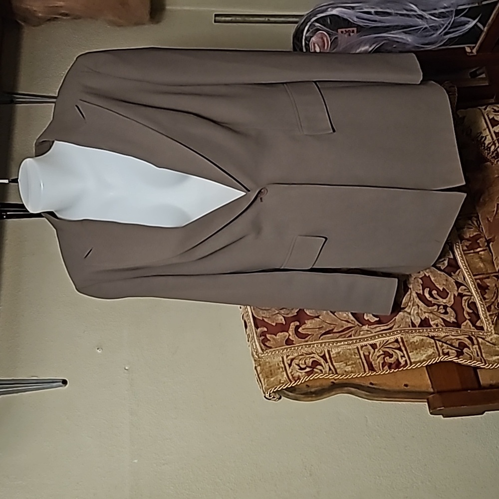 CATO WOMENS BLAZER SIZE 16 BROWNISH GREY IN COLOR 5 for 25.00